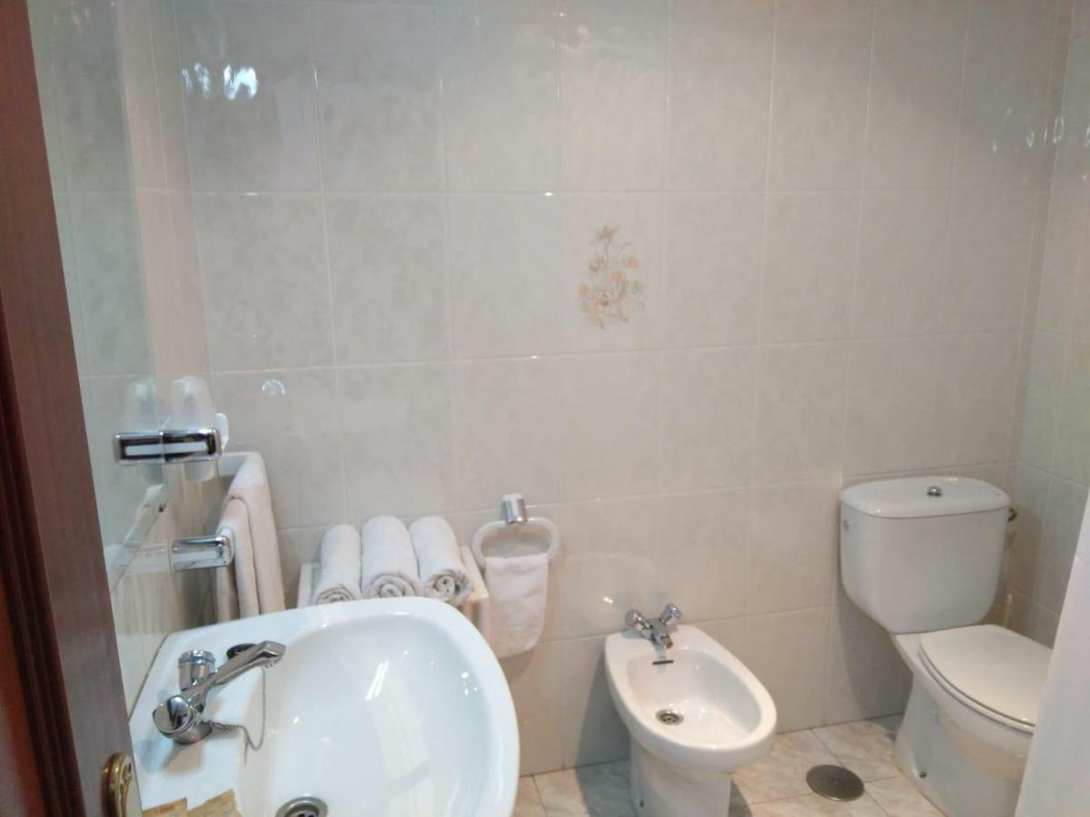 Hostal Mourelos O Grove Szoba fotó