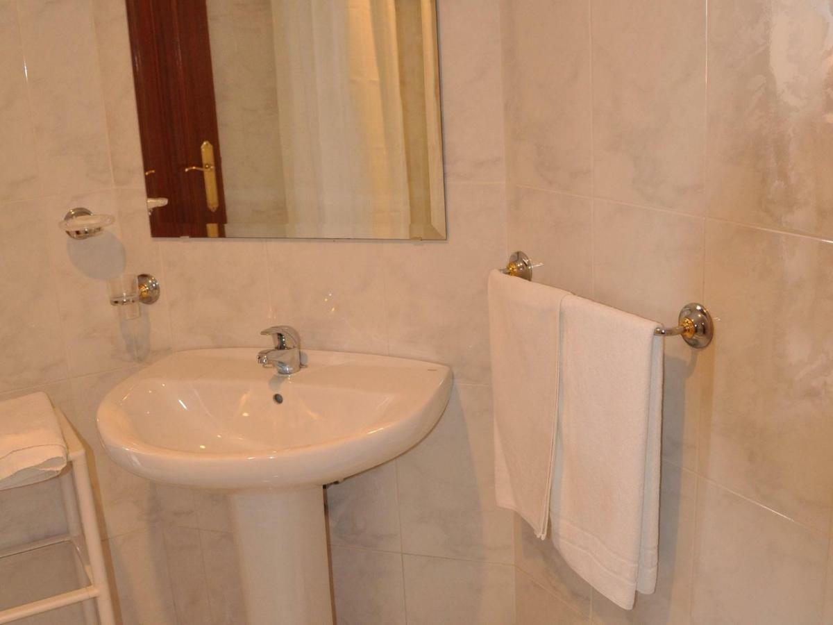 Hostal Mourelos O Grove Szoba fotó